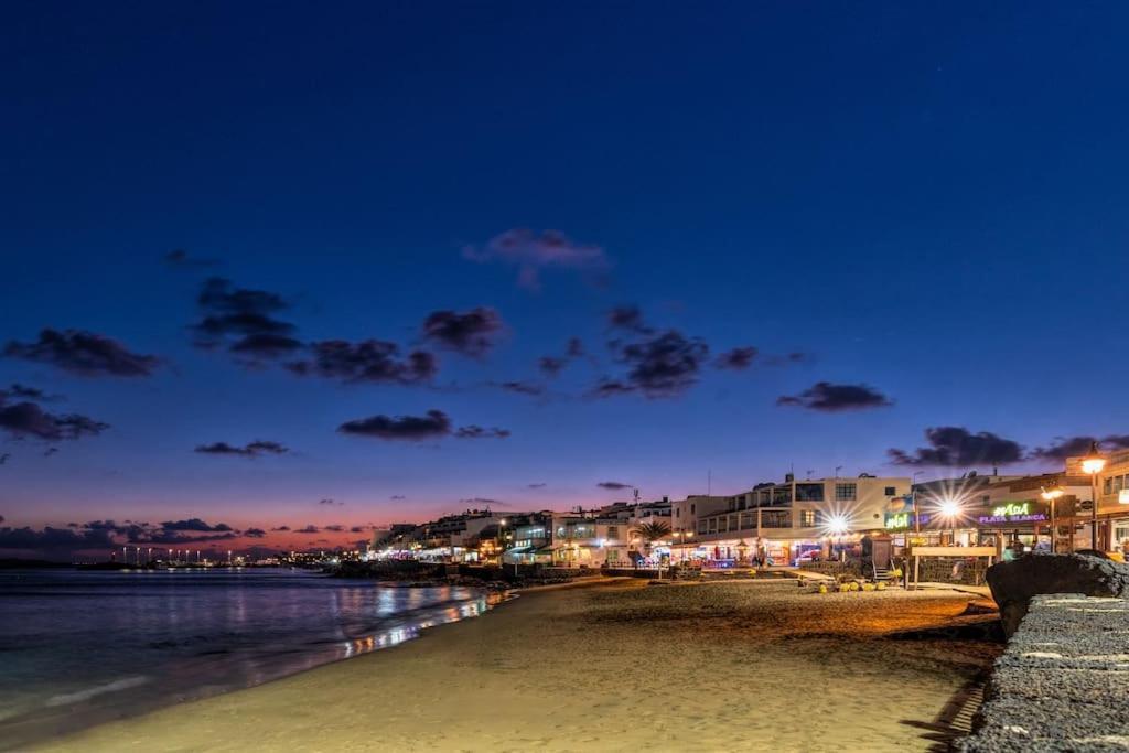 Moderno Y Elegante Apartamento Centrico Con Balcon Playa Blanca  Esterno foto