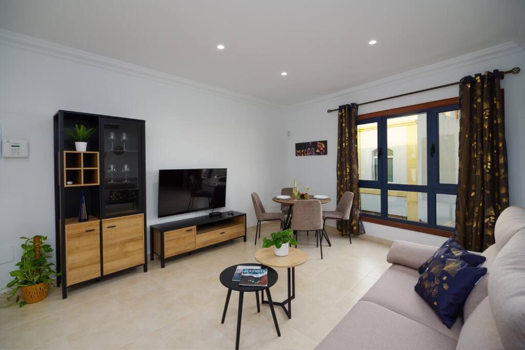 Moderno Y Elegante Apartamento Centrico Con Balcon Playa Blanca  Esterno foto